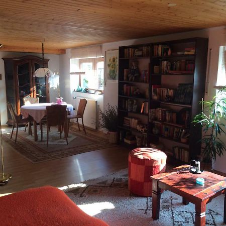 Schones Zimmer In Gimmeldingen/ Konigsbach Нойштадт-ан-дер-Вайнштрасе Экстерьер фото