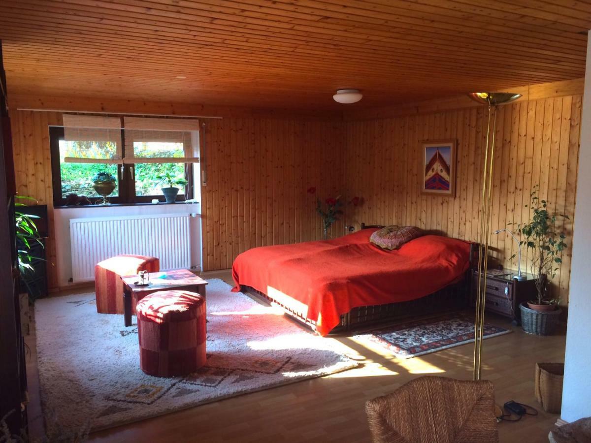 Schones Zimmer In Gimmeldingen/ Konigsbach Нойштадт-ан-дер-Вайнштрасе Экстерьер фото